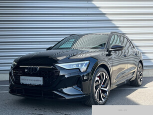 Audi Q8 50 e-tron quattro business