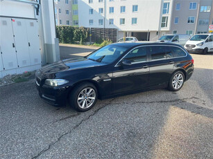 BMW 520d Navi + Xenon + Kamera + HarmanKardon + AHK