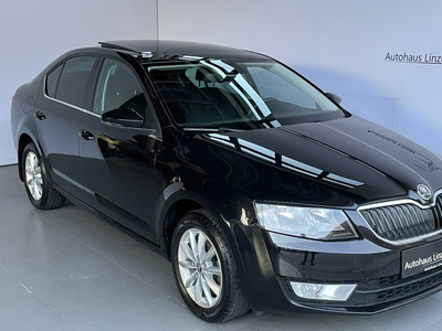 Skoda Octavia Lim *SchiebeD*AHK*PDC*LaneAssist*1.Besitz*