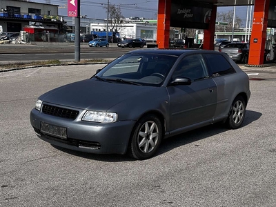 Audi A3 1,8 Ambiente Aut.