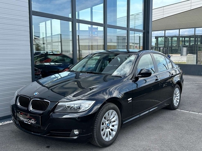 BMW 320 d xDrive E90 LCI *WENIG KM*PICKERL NEU*