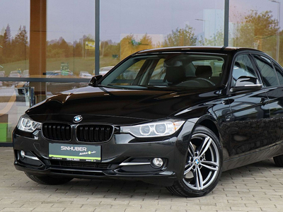 BMW 320 d Österreich-Paket Sport Line Bi-Xenon, Spor...