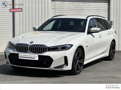 BMW 330e xDrive