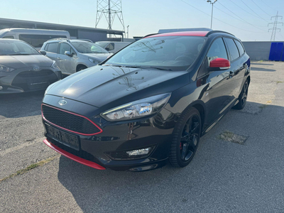 Ford Focus 1,5 TDCi Traveller ST-Line Black Edition