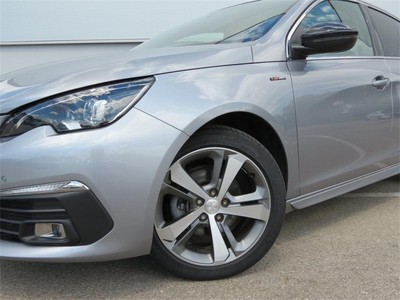 Peugeot 308 1,2 PureTech 130 GT Line NAVI LED Massagesitze