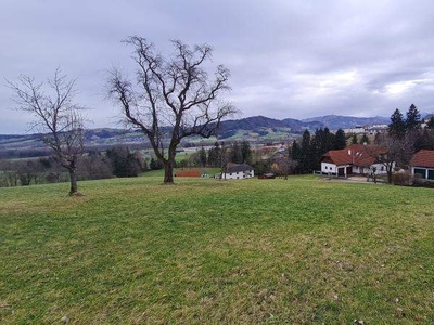 Grundstückstraum mit Weitblick, in Ruhelage unweit von Kirchdorf!