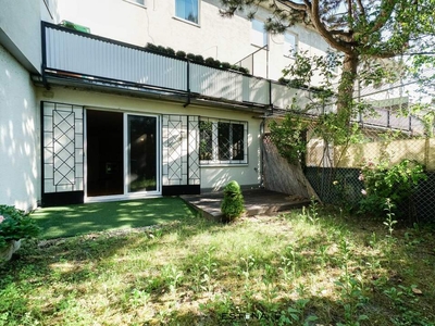 Charmante Gartenwohnung mit Garage und idealer Anbindung