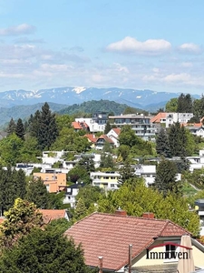 Sehr schöne 2-Zimmerwohnung mit Balkon und Parkplatz in erhöhter Lage in Waltendorf!