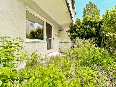 Sonnige Terrassenwohnung mit Potential!