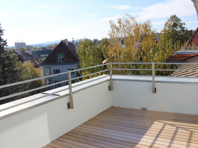 3-Zimmer-Dachgeschoßwohnung mit Terrasse!