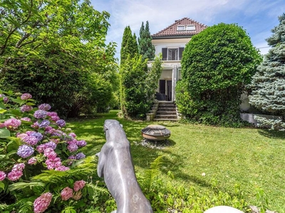 Klassische Villa in Salzburg-Herrnau mit rund 600m² Grund