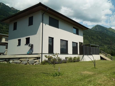 Modernes Einfamilienhaus in Kolbnitz. Luftwärmepumpe. Pergola mit schöner Terrasse.