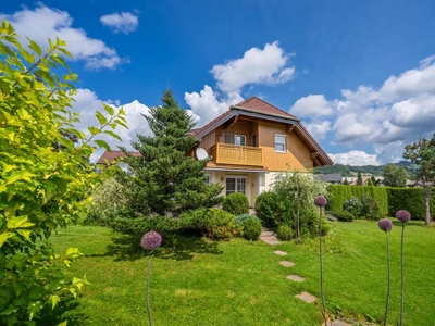 Mondsee.leben - Einfamilienhaus mit Bergblick