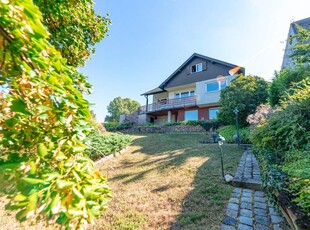 Weitblick! Fantastisches Grundstück mit Architektenhaus