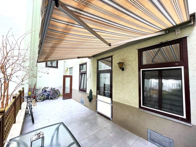 3 Zimmer Terrassenwohnung mit Gartenatmosphäre