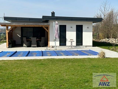 Für Anleger - Charmanter Bungalow mit Pool zu verkaufen!