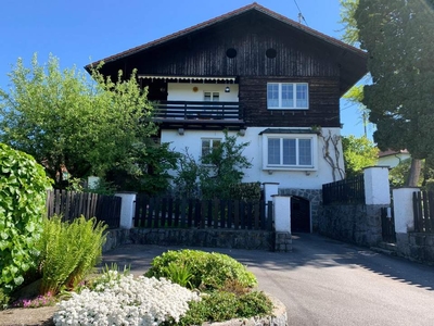 Landhaus mit traumhaftem Fernblick in idyllischer Ruhelage