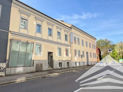 400 m² Bürofläche in Urfahr mit Garten zu vermieten!