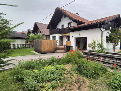 Bad Mitterndorf: Haus mit Garage in ruhigster Bestlage