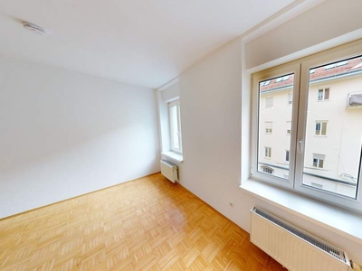 Ihr Traum vom Eigenheim! Erstbezug nach Sanierung: Traumhafte Stadtwohnung in zentraler Lage in Graz: 46 m² - 2 Zimmer - Balkon! Gleich anfragen! PROVISIONSFREI!