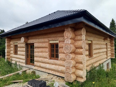 Stammholzhaus in wunderschöner Grünlage