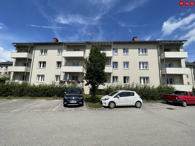 Jetzt vollrenovierte 4-Zimmer Wohnung inkl. Loggia in Vöcklabruck sichern! Perfekt geeignet für Familien!