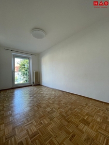 Balkon mit Ausblick! Schnell sein und diese moderne 3-Zimmerwohnung im 1.OG inkl. Balkon sichern! Unbefristete Mietdauer und ab 01.01.2024 verfügbar!