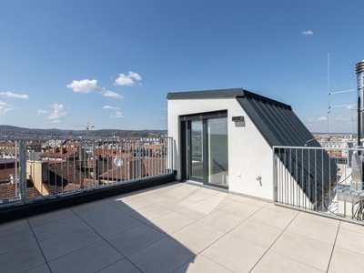 CITY VIEW & STYLE // MODERNE DACHGESCHOSSWOHNUNG // PANORAMAFENSTER // TERRASSE + DACHTERRASSE MIT TRAUMBLICK // NÄHE UHLPLATZ