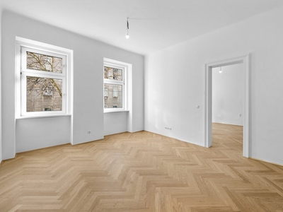 Erstbezug nach Sanierung | stilvolle Küche | 13m² Süd-Balkon | lichtdurchflutet und modern | 3 Gehminuten zur U3