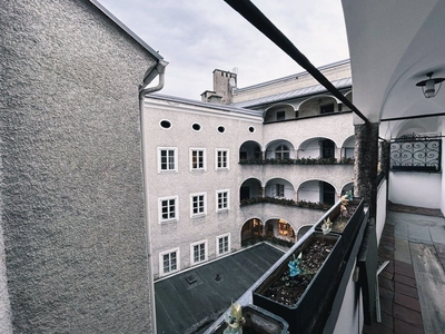 Gepflegte 3 Zimmer Wohnung in der Altstadt