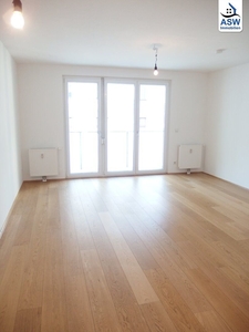 Helle 4-Zimmer Dachgeschoßwohnung mit Loggia Nähe Lugner City