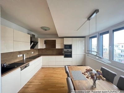 Neuwertige Maisonette 4 Zimmer Wohnung!