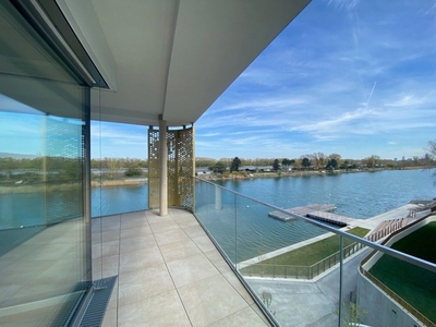 URLAUB ZUHAUSE - ERSTBEZUG mit großzügiger Loggia + Wasserblick - SPA, FITNESS, GARAGE + CONCIERGE 1190 Wien