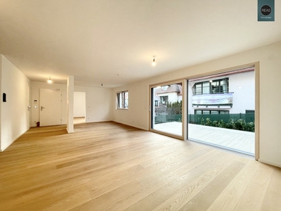 Erstbezug: Neubau Luxus - Garten - Apartment direkt neben den Weinbergen von Neustift am Walde! Garage verfügbar!