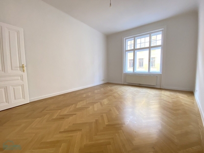 ALTBAUMIETE MIT KLEINEM INNENHOF-BALKON - NÄHE HAUPTBAHNHOF / U1