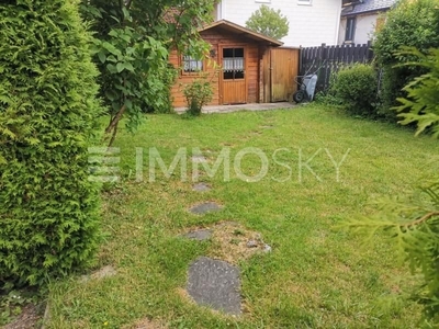 DACHGESCHOSSWOHNUNG MIT EIGENEM 155m2 GARTEN!!!