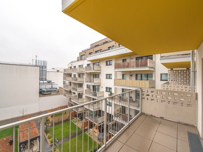 IU - 2-Zimmer-Wohnung mit Balkon