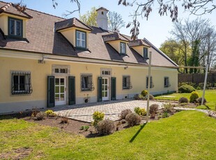 Beim Schloss Petronell: hochwertiges, großzügiges Forsthaus - Erstbezug nach Generalsanierung!