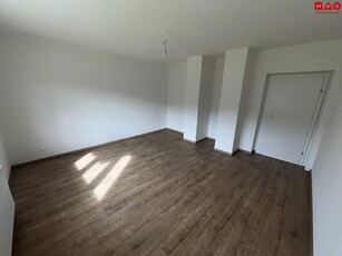 Neu sanierte 2-Raum-Wohnung in ruhiger Siedlungslage!