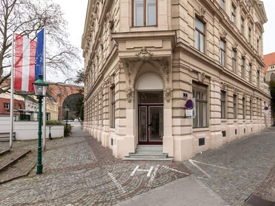 BRANCHENFREIES GESCHÄFTSLOKAL / BÜRO / PRAXIS / TOP LAGE - FUSSGÄNGERZONE MÖDLING / SANIERUNGSBEDÜRFTIG