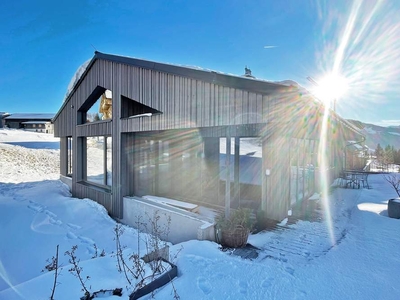 Der Dachstein liegt Ihnen zu Füßen! Alpin Chalet in Panoramalage