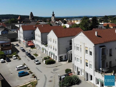 Freundliche Familienwohnung mit Loggia im 2. OG