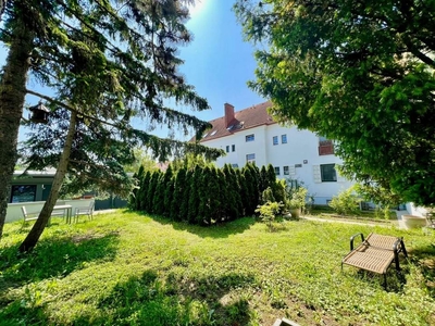 Großzügiger Wohntraum! 178m² Wohnfläche, Nebengebäude mit 100m², 158m² Garten, Garage sowie 5 Stellplätze.