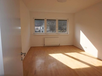 HELLE 4 ZIMMER WOHNUNG IN PURKERSDORF