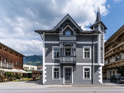 Innenstadtjuwel in St. Johann in Tirol „Wohn- und Geschäftshaus“