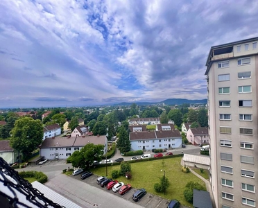 Liebenau: Einzigartige Aussicht gepaart mit südseitigem Balkon und großzügiger Raumaufteilung (1866)