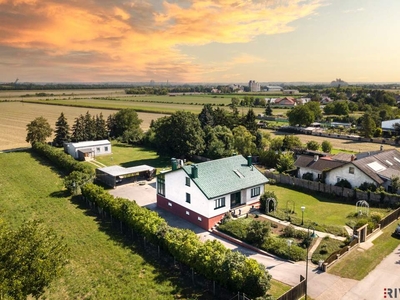 Mitten in der Natur II rund 3.900m² Grundstück II Einfamilienhaus mit Ausbaupotential II Nähe Zistersdorf, Mistelbach und A5 Richtung Wien