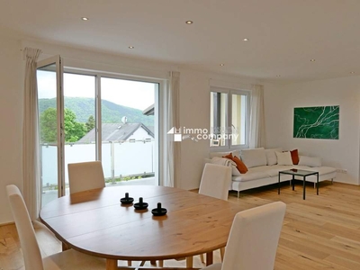 Wohnung im 1. Obergeschoss mit Balkon / extra Abstellraum + Ausblick über den Wienerwald