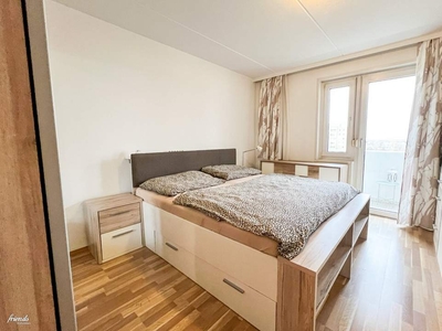 Koffer packen und einziehen - 2 Zimmerwohnung mit großer Loggia