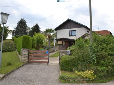 Nähe Wien Bungalow mit Pool, Sauna und zwei Weinkellern